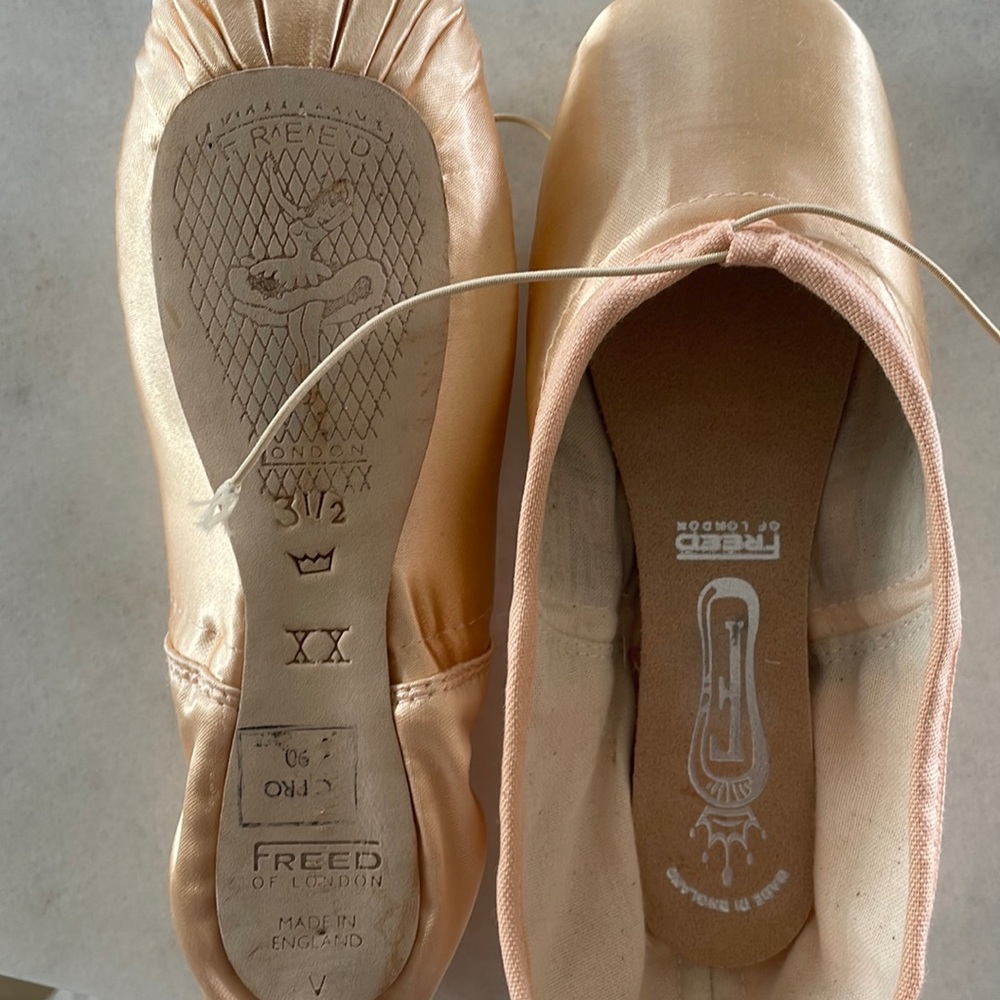 Freed Pointe Shoes 3 1/2 XX